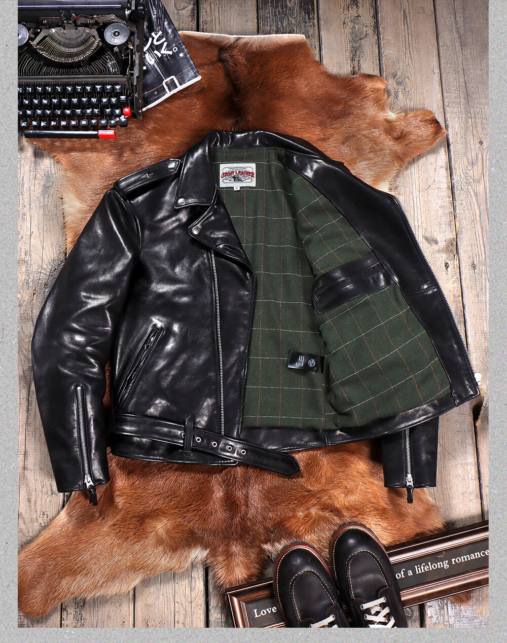 Men's Leather Jacket - XL