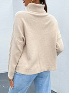 Women's Loose-Fitting Acrylic Turtleneck Sweater – Chic and Casual - Apricot