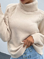 Women's Loose-Fitting Acrylic Turtleneck Sweater – Chic and Casual - Apricot