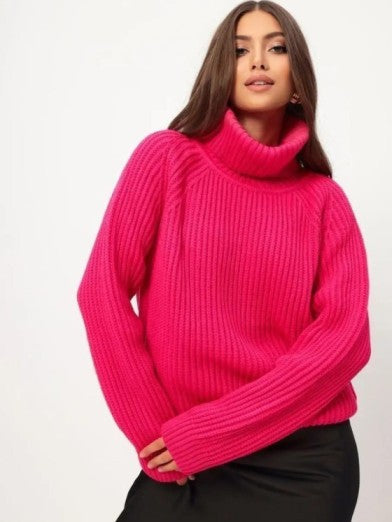 Women's Knitted Turtleneck Tunic, Stylish Comfort for the Cold Season - Black
