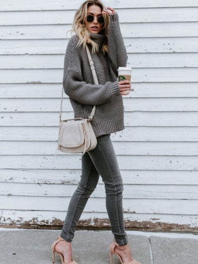 Women's Oversized Turtleneck Sweater Comfort and Elegance - Black