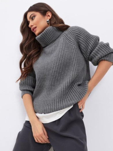 Women's Knitted Turtleneck Tunic, Stylish Comfort for the Cold Season - Dark Gray