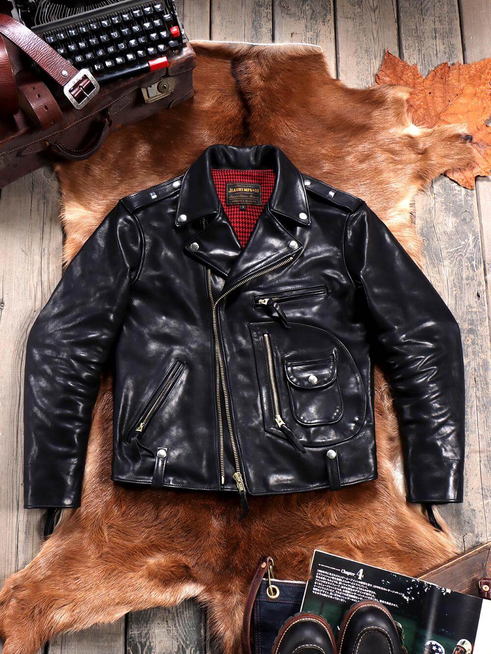 Men's Leather Jacket - S