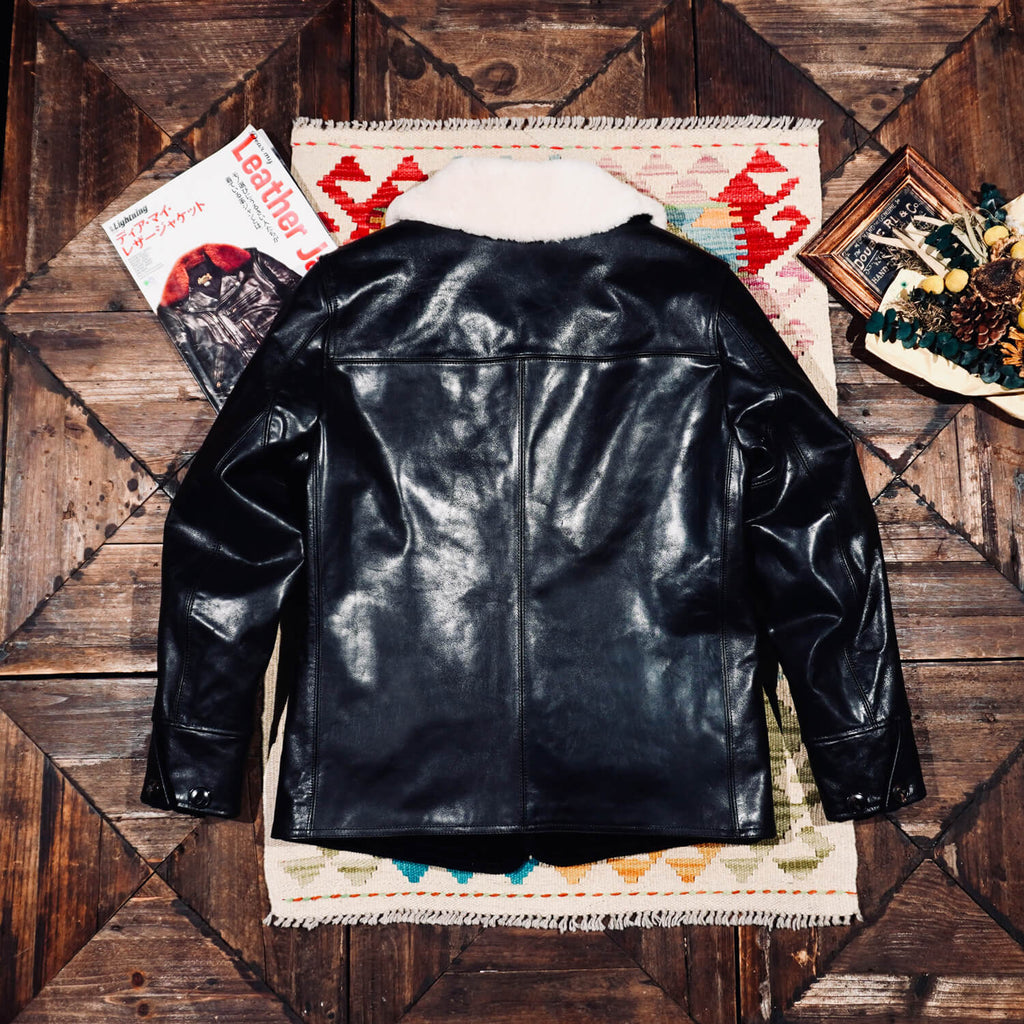 Men's Leather Jacket - L