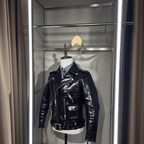 Men's Leather Jacket - L