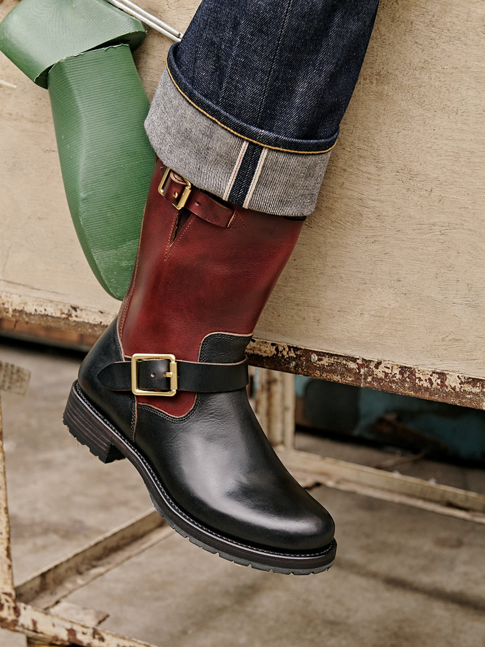 Men's Engineer Boots - Black Teacore Cowhide