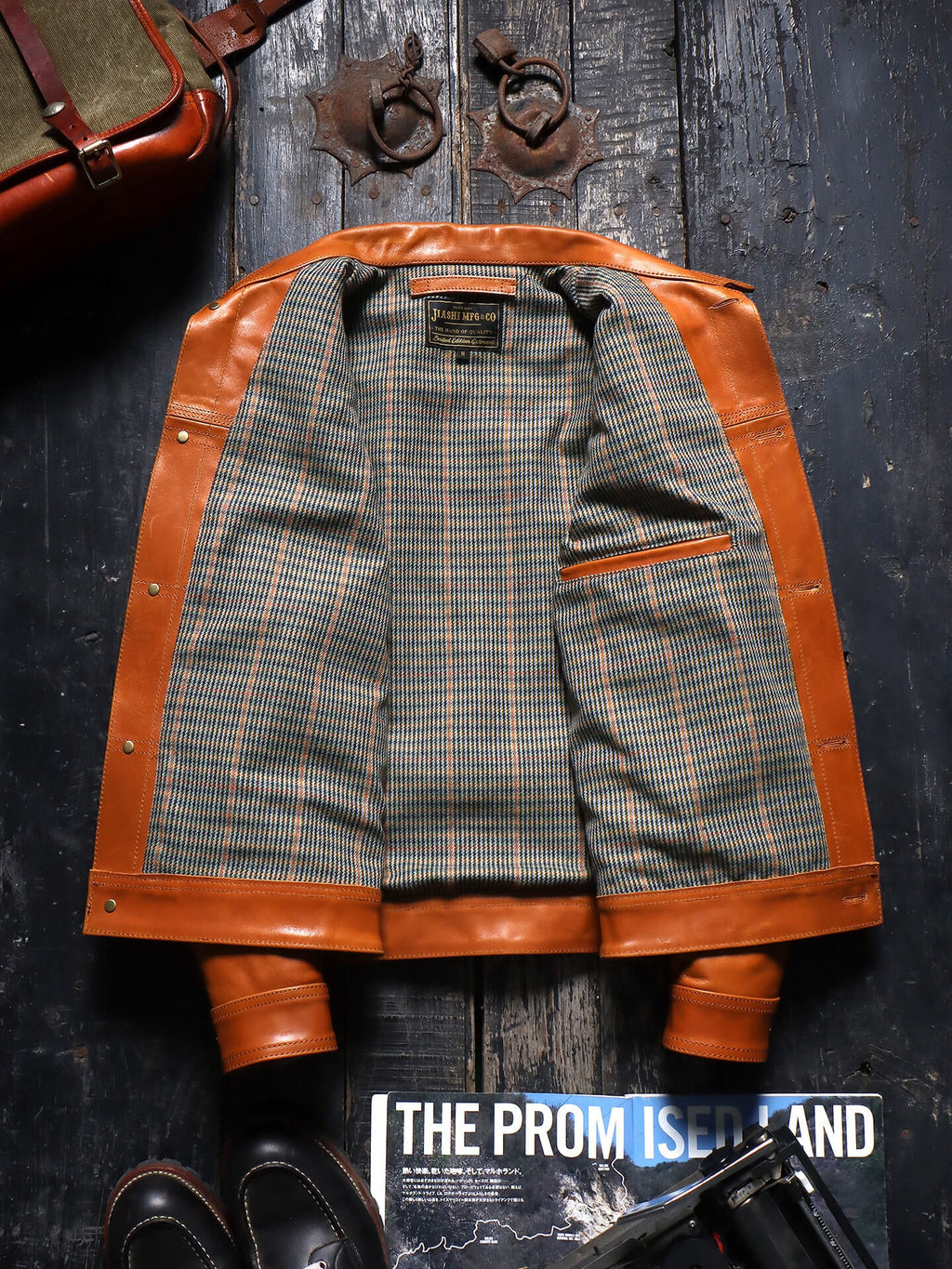 Men's Leather Jacket - Tan
