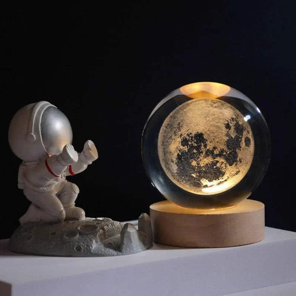 Cosmic Crystal Ball Lamp - Magical LED Home Decor - Astronaut