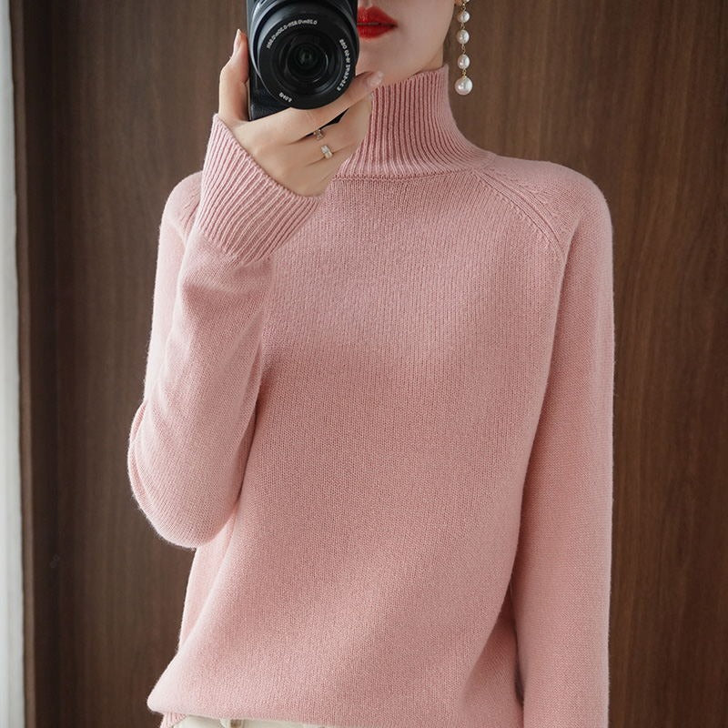 Women's Karolina Classic-cut turtleneck sweater - Light Blue