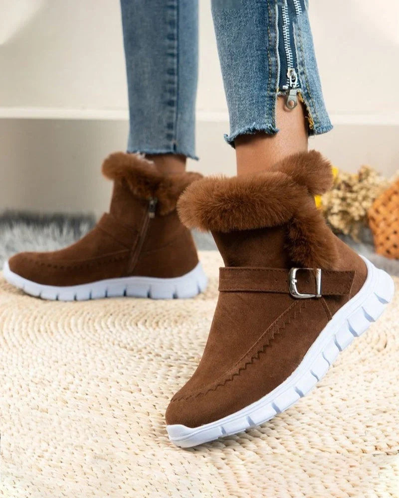 Women's Winter Fur-Lined Round-Toe Boots - Suede
