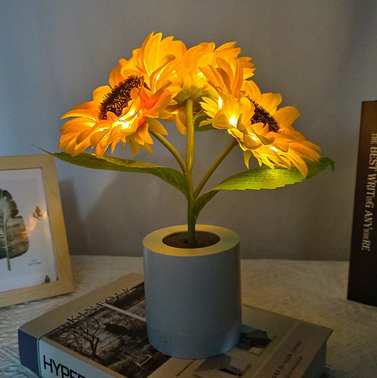 Sunflower Style LED Accent Lamp - Warm Decorative Light