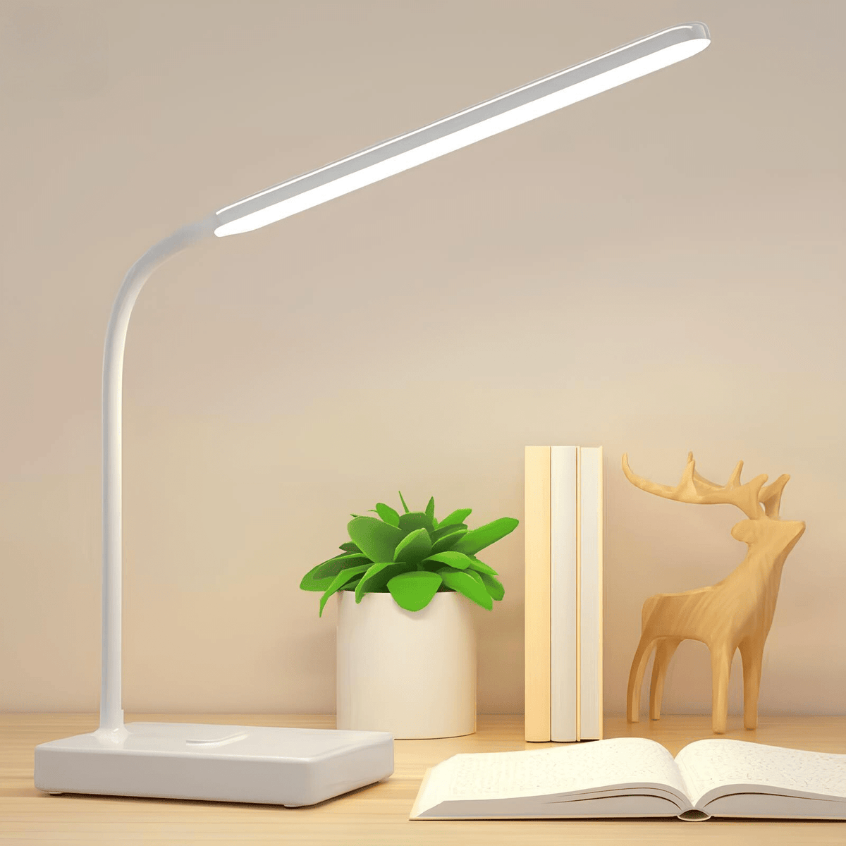 Flexible Arm Desk Lamp - Rechargeable & Adjustable - USB-Rechargeable