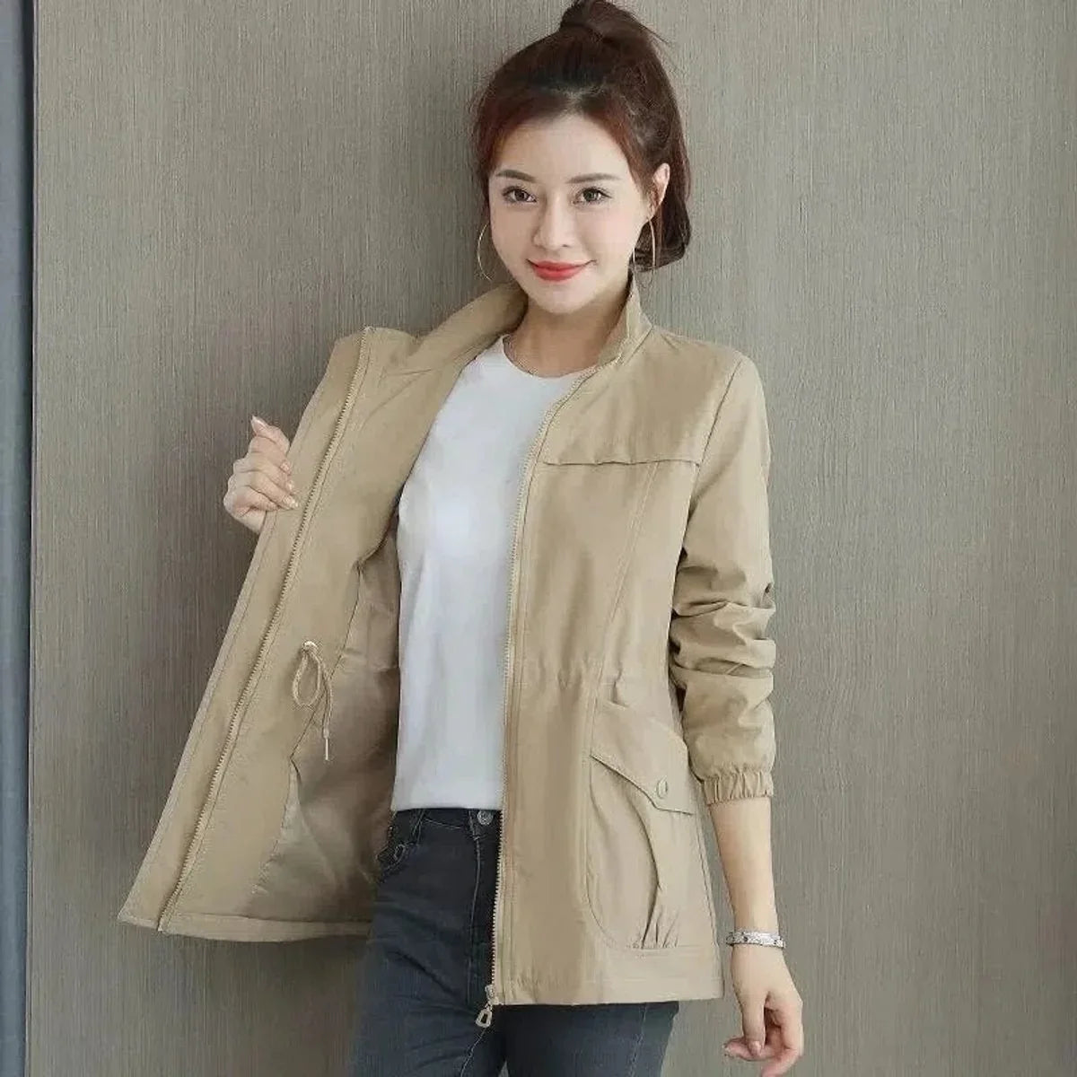 Women's Lightweight Zip-Up Drawstring